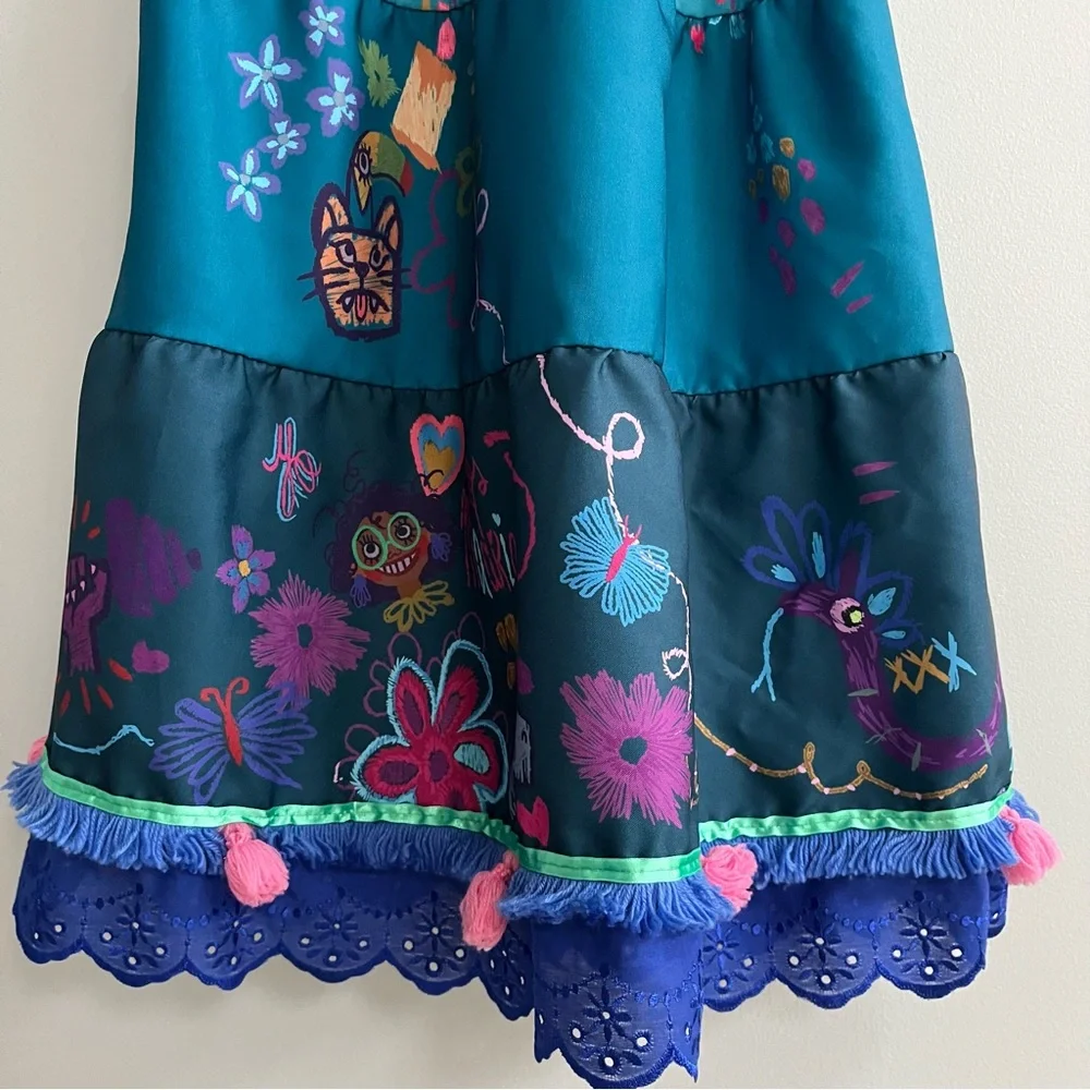 Disney Store Encanto Mirabel Deluxe Costume Dress Size 7/8 Youth Play Halloween